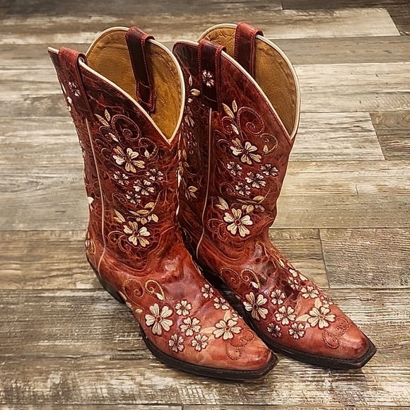 Shyanne Shoes - Shyanne Red Embroidered Western Boots Women's Size 9.5